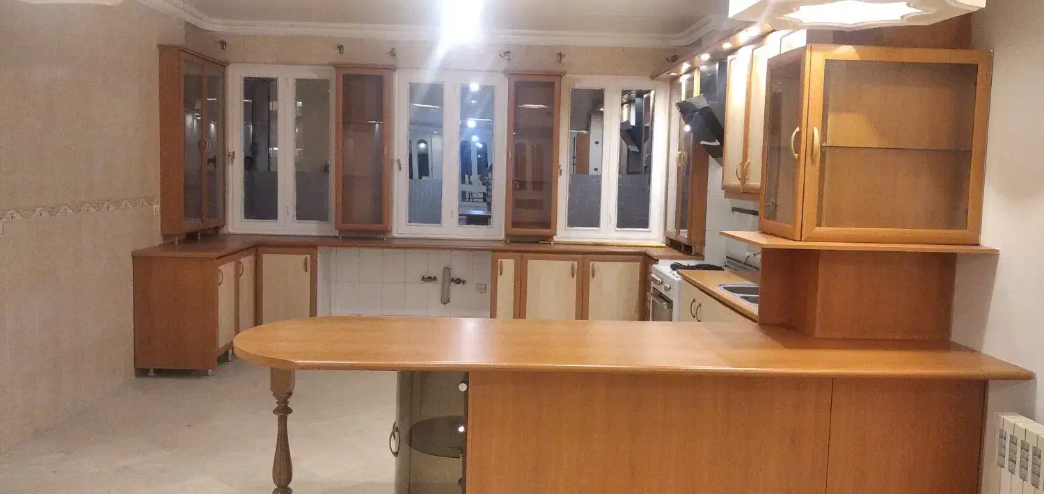 آپارتمان 180 متری تکواحدی خوش نقشه سعادت آباد