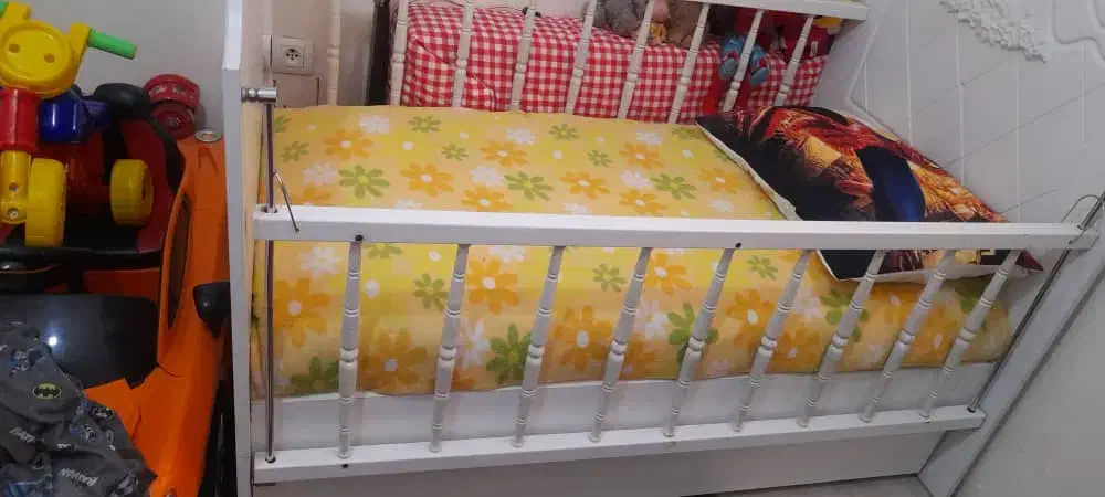 تخت کودک + تشک نو|تخت و سرویس خواب|پاکدشت, پاکدشت (مامازند)|دیوار