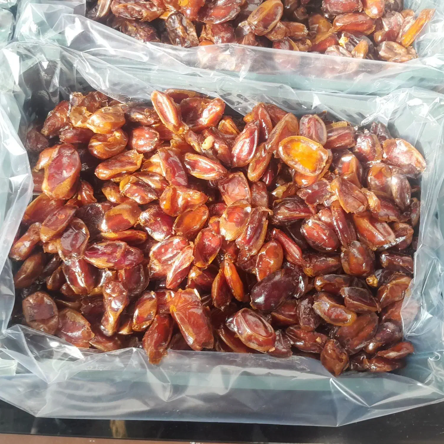 خرما درجه یک بدون هسته|خوردنی و آشامیدنی|کوهدشت, |دیوار