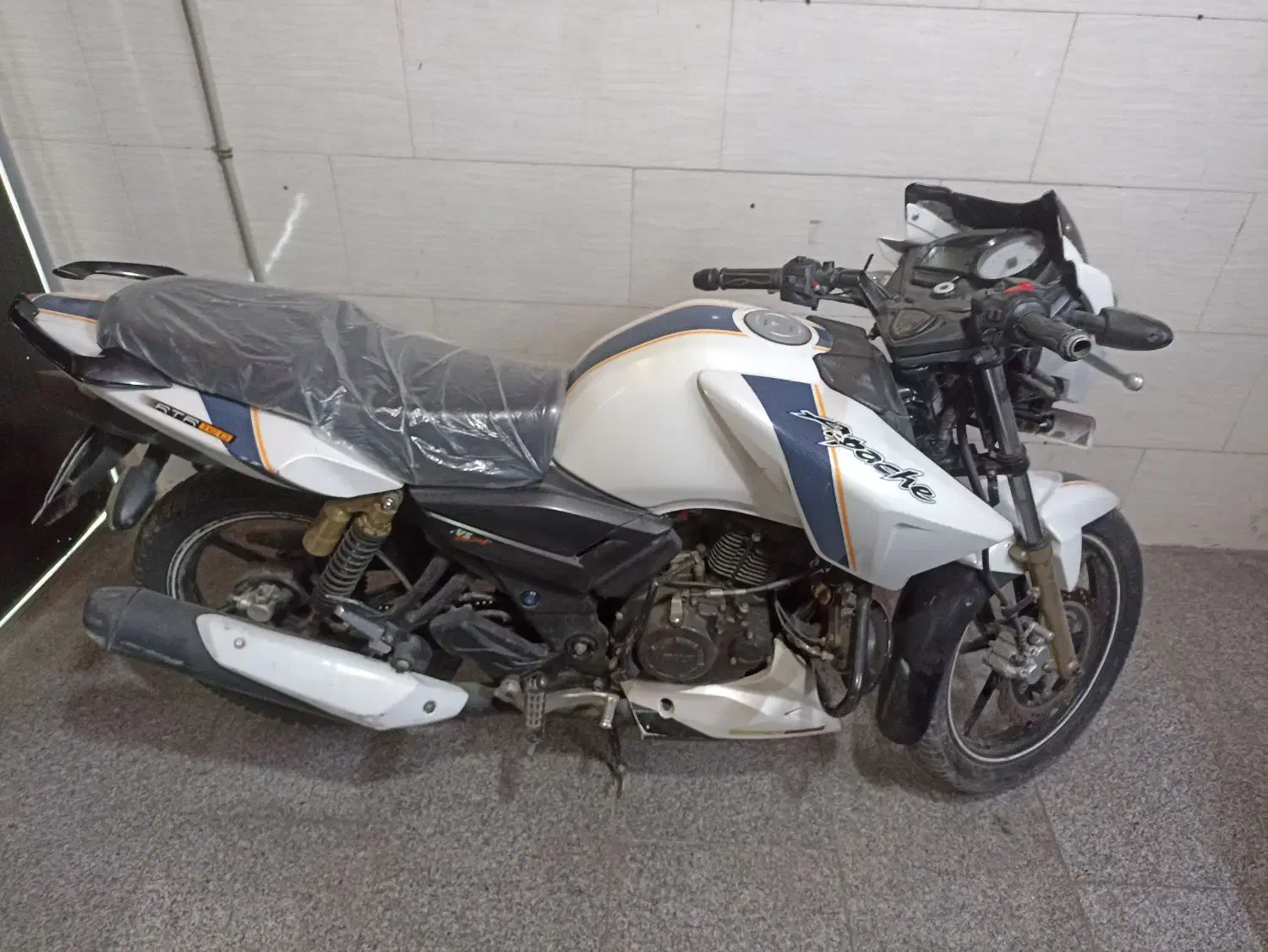 موتور آپاچی سفید،مدل92|موتورسیکلت|مشهد, نوده|دیوار