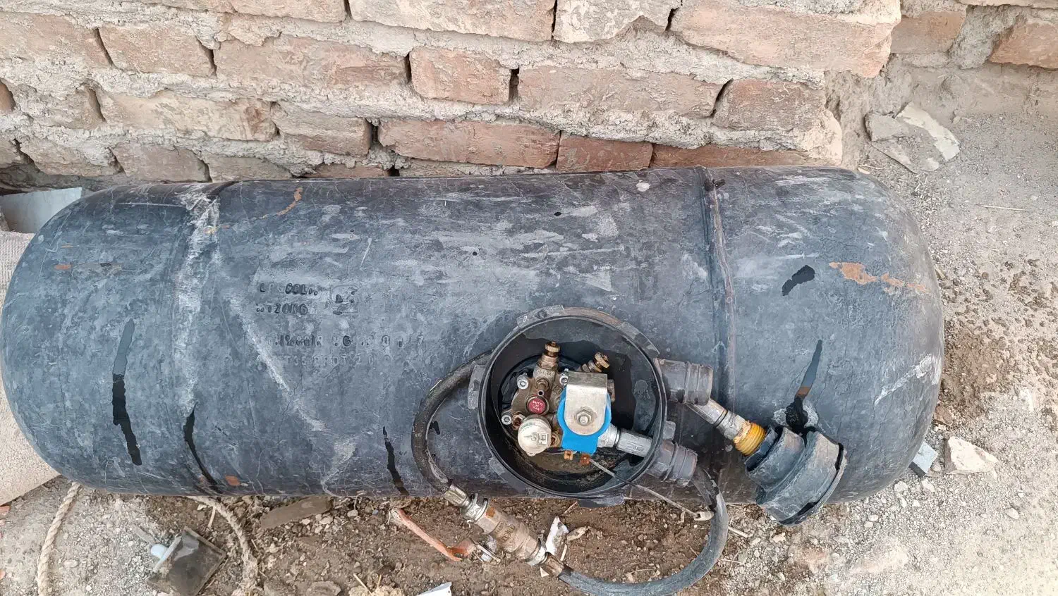 کپسول گاز سوز خودرو LPG|قطعات یدکی و لوازم جانبی|خاش, |دیوار