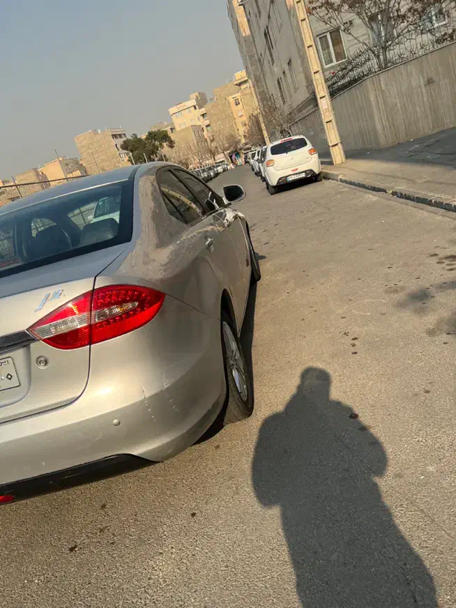 جک j5 اتومات کم کار|خودرو سواری و وانت|تهران, یافت آباد شمالی|دیوار