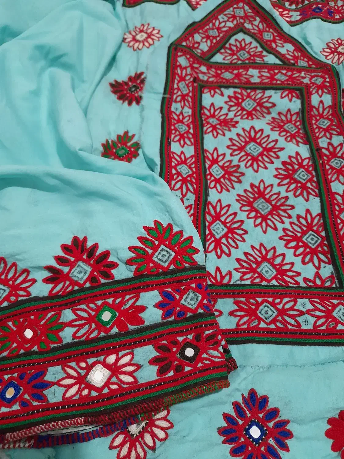 لباس دخترانه|کفش و لباس بچه|چابهار, |دیوار