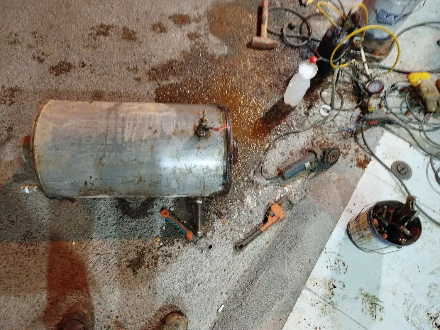 جوشکاری آبگرمکن مخزنی بنی سعید|خدمات پیشه و مهارت|بندر ماهشهر, |دیوار