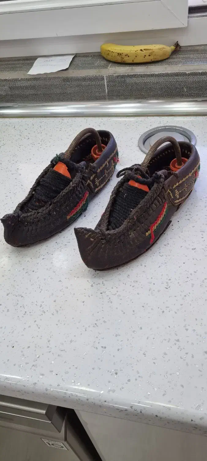 گیوه چرمی اصل ماسوله ۵۰ ساله|کیف، کفش، کمربند|رشت, پل تالشان|دیوار