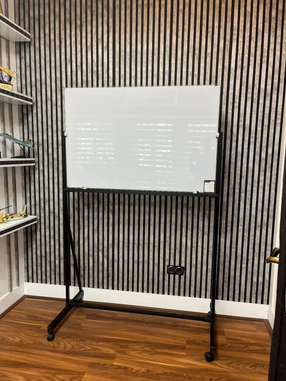 تخته وایت برد120×240الی100×200مدل ۱۸۰|لوازم التحریر|کرج, جهان‌شهر|دیوار