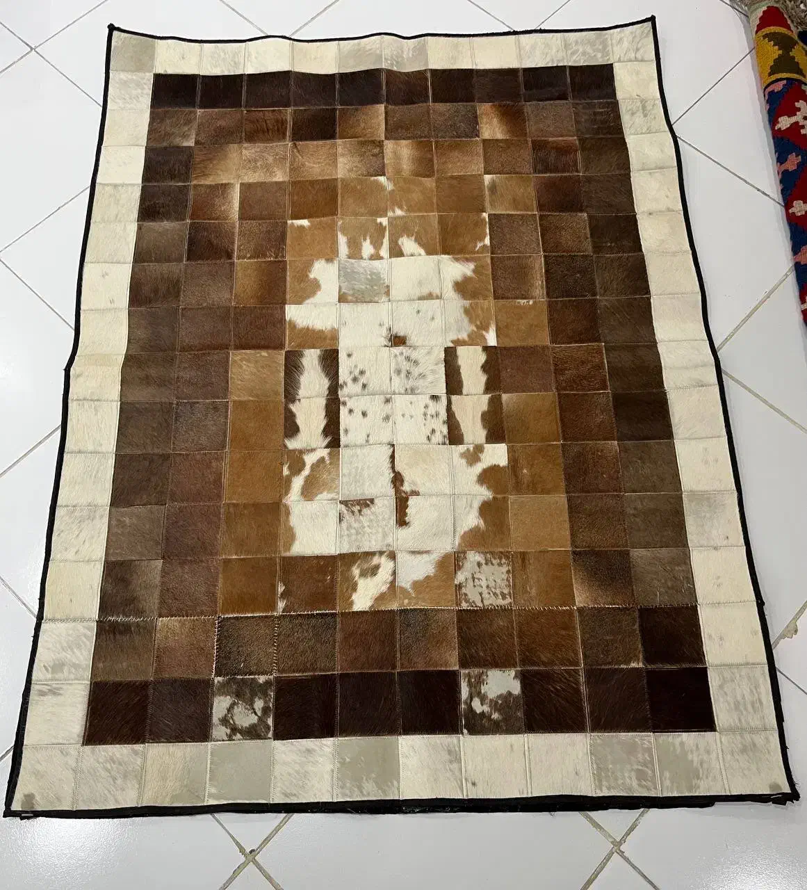 فرش پوست گاو|فرش|رشت, نیکمرام|دیوار