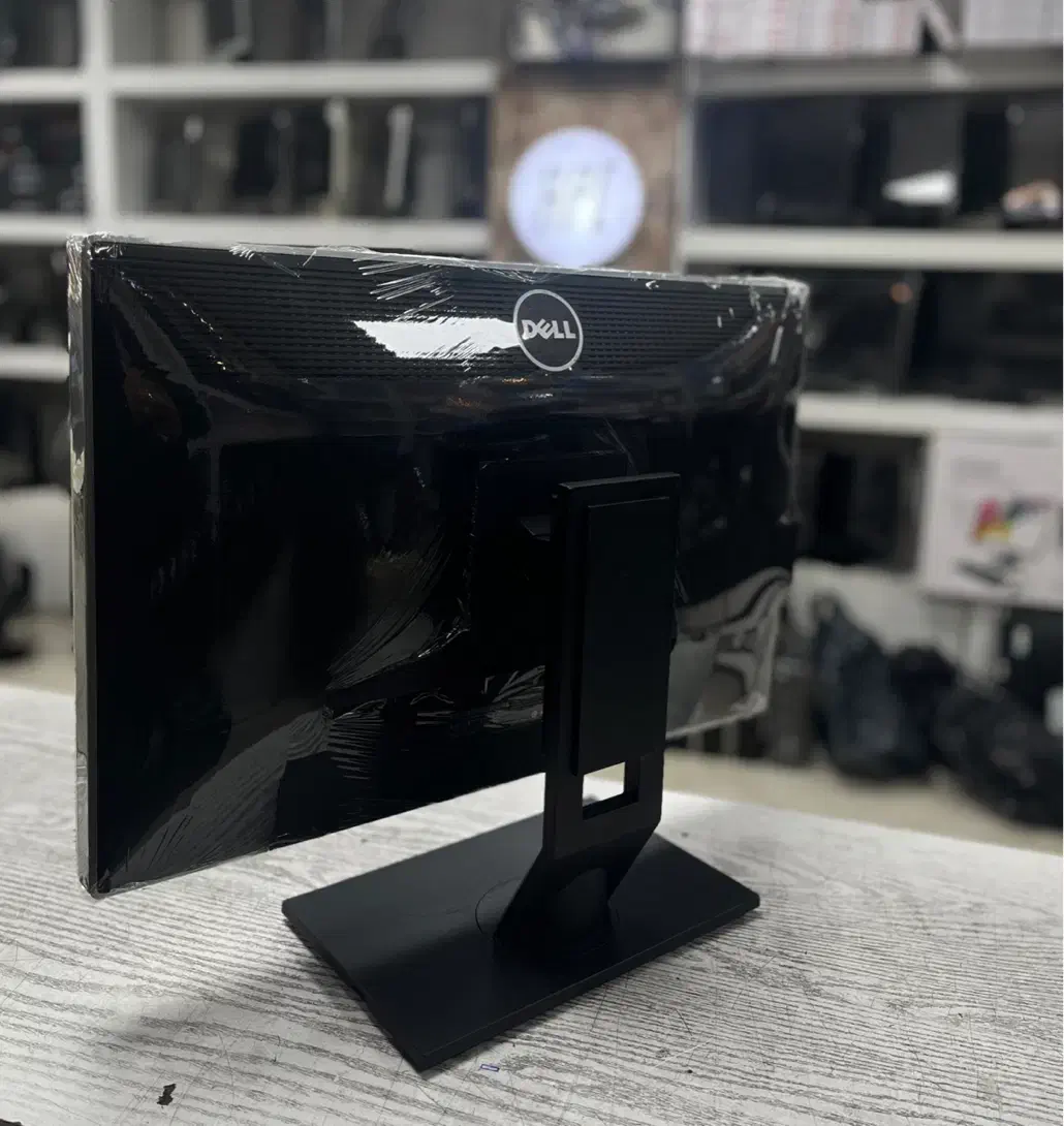 مانیتور Dell 24 ips پورت display u2412|قطعات و لوازم جانبی رایانه|کرج, گلشهر|دیوار