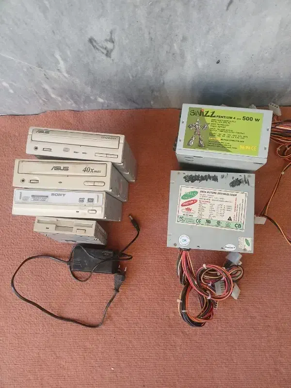 پاورگرین ورایتر|قطعات و لوازم جانبی رایانه|کرج, حصارک پایین|دیوار