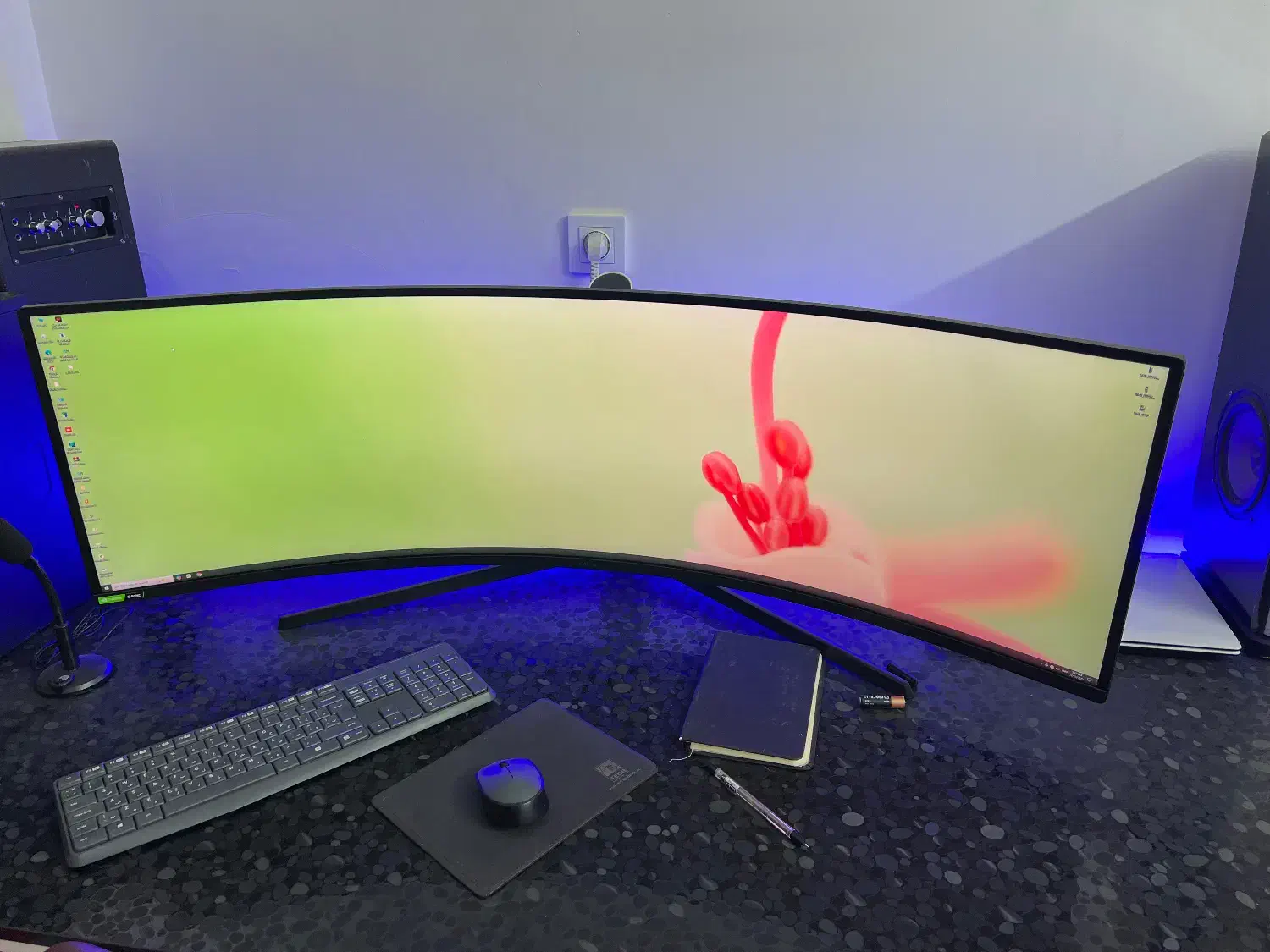 مانیتور ۴۹ سامسونگ|قطعات و لوازم جانبی رایانه|قرچک, مهدیه|دیوار