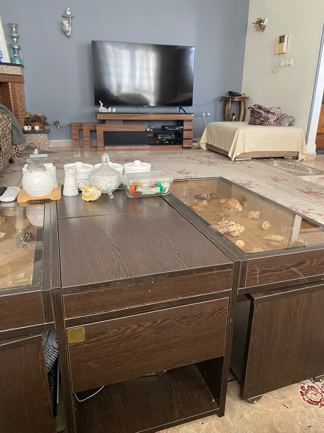 میز جلو‌ مبلی ام دی اف قهوه ای تیره با ۴ عسلی|مبلمان خانگی و میز عسلی|تهران, مدائن|دیوار