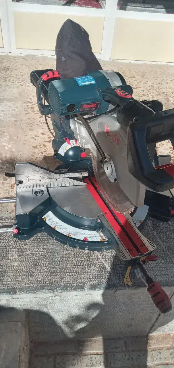 اره میزی بوش . فارسی رونیکس|ماشینآلات صنعتی|خمینیشهر, |دیوار