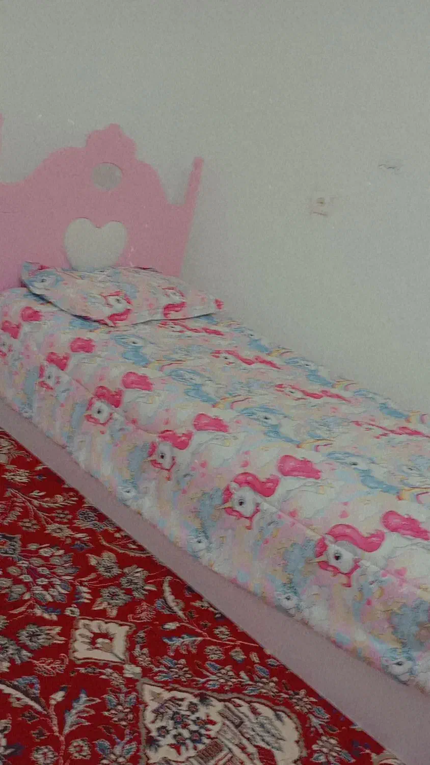 تخت خواب یه نفره|تخت و سرویس خواب|نورآباد, |دیوار