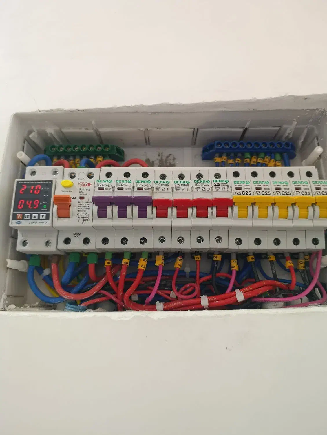 برقکاری ساختمان و اجرای لاین نوری|خدمات پیشه و مهارت|دزفول, |دیوار