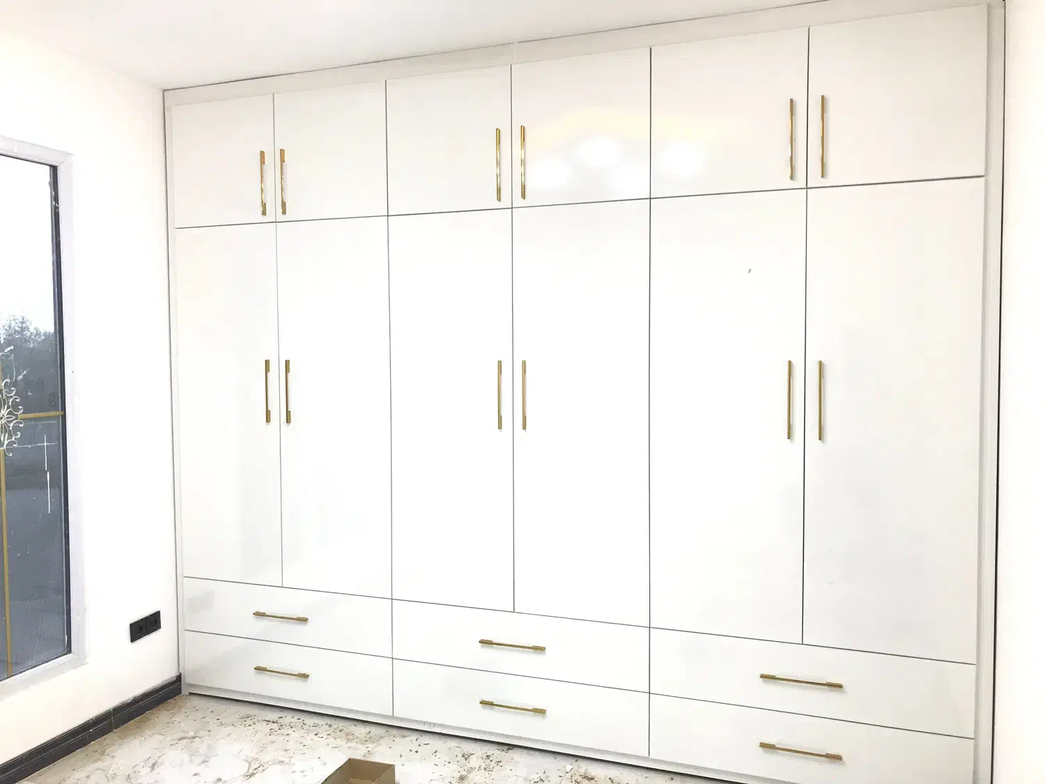 نصاب کابینت ، کمد ، خرده کاری تعمیرات، اندازه گیری|خدمات پیشه و مهارت|قزوین, |دیوار