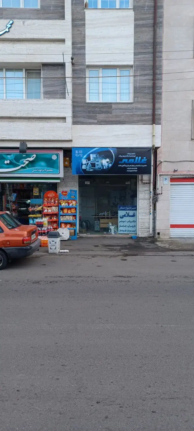 اجاره مغازه بر اول خیابان شهید کریمی|اجارهٔ مغازه و غرفه|رشت, فلسطین|دیوار