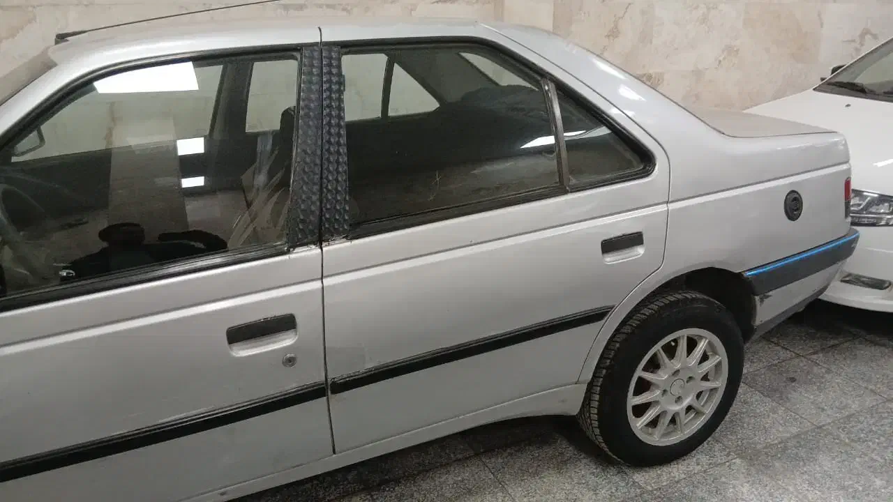 پژو۴۰۵ مدل ۸۴ تک سوز|خودرو سواری و وانت|خرمآباد, |دیوار