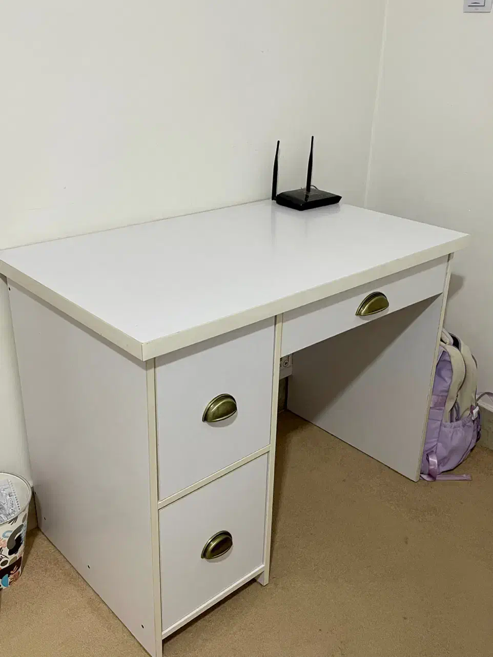 میز تحریر کاملا نو|میز تحریر و کامپیوتر|دامغان, |دیوار