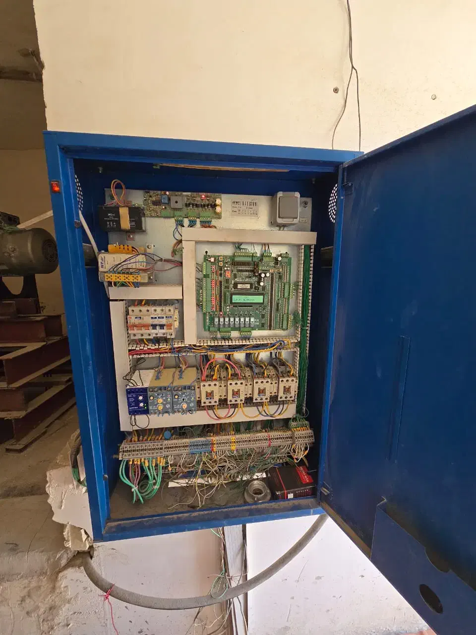 سرویس و نگهداری اسانسور و تعمیرات۲۴ ساعته|خدمات پیشه و مهارت|بندرعباس, |دیوار