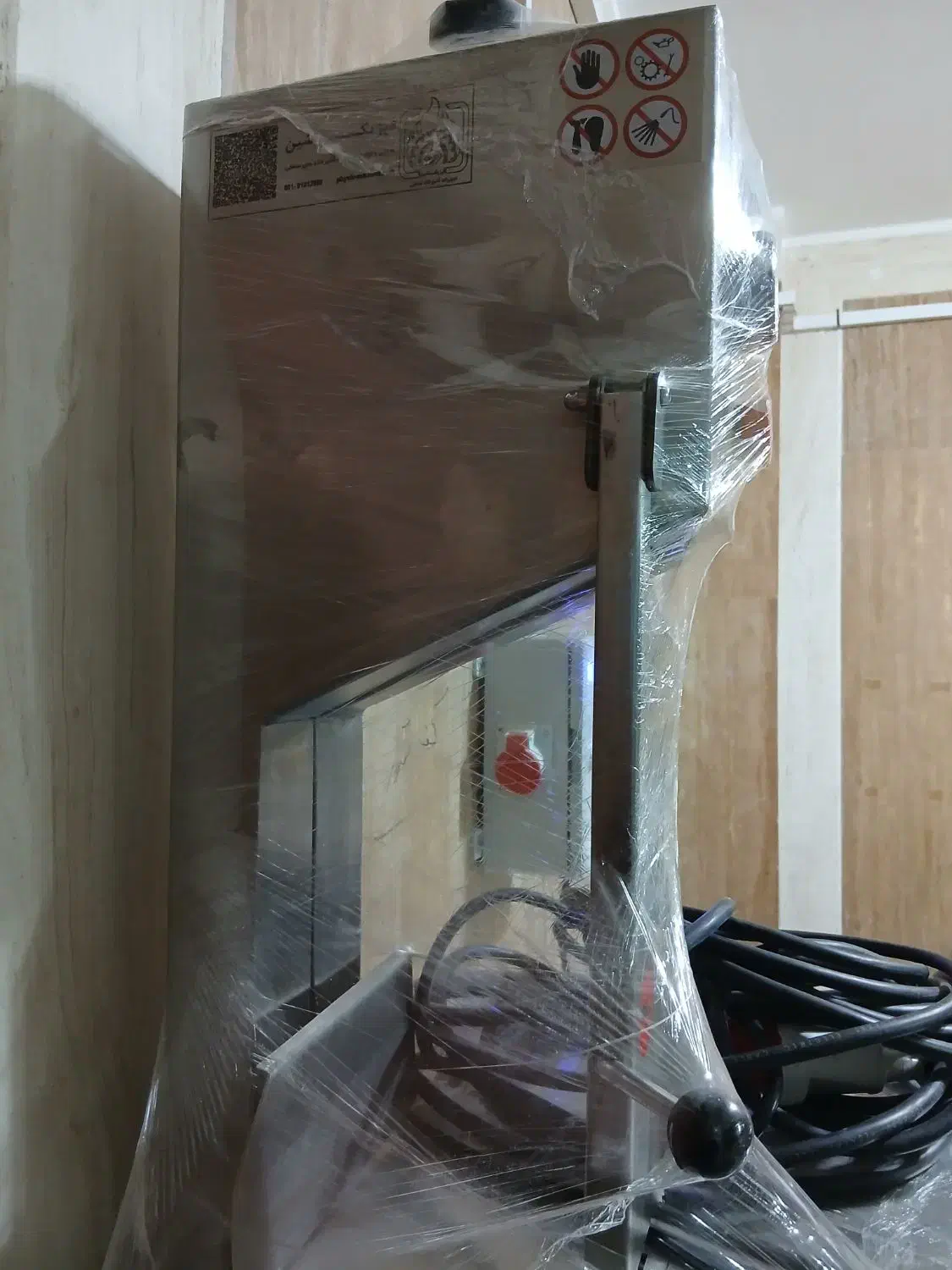 اره قصابی استخوان بر|ماشین‌آلات صنعتی|خمینی‌شهر, |دیوار