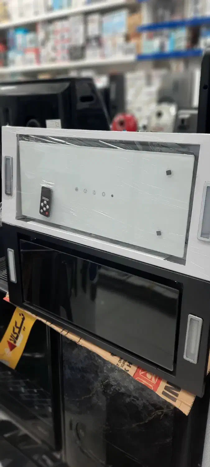 هودمخفی|هود|نیشابور, امام|دیوار