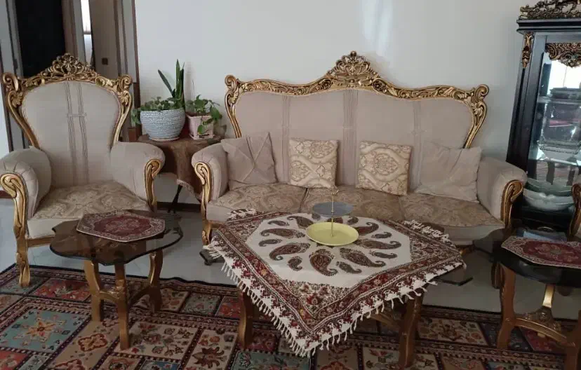 مبل|مبلمان خانگی و میز عسلی|اصفهان, ارغوانیه|دیوار