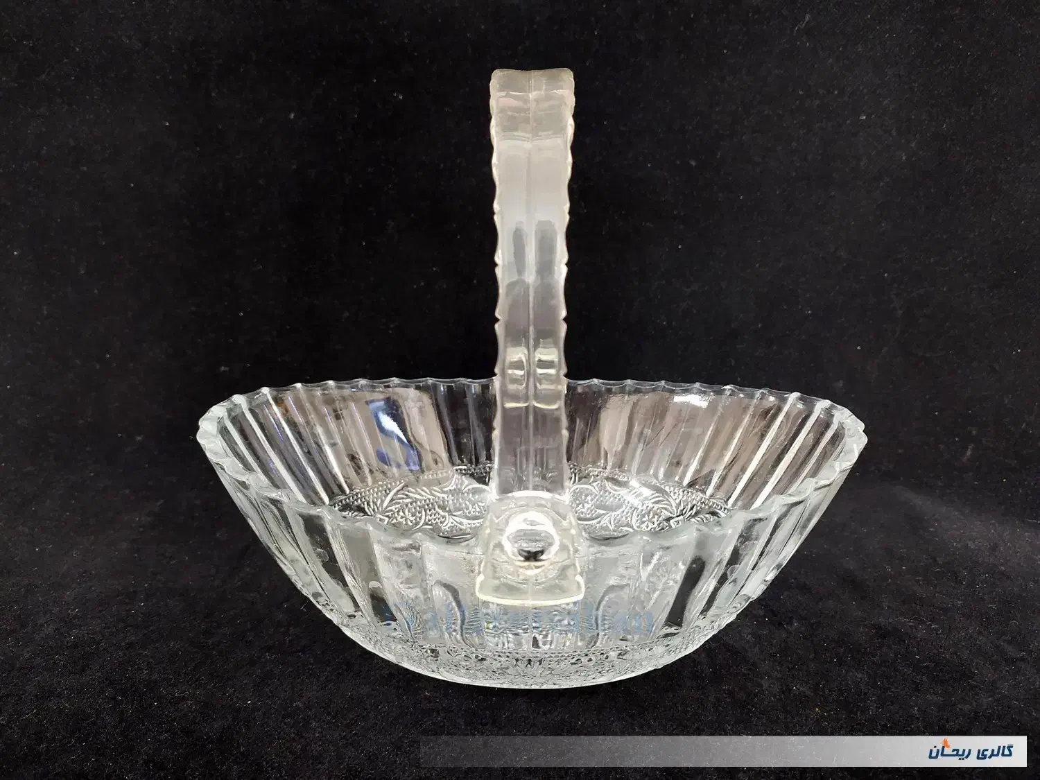 شکلات خوری بشقاب کاسه دیس قاشق چنگال کفگیر ملاقه|ظروف سرو و پذیرایی|خوی, |دیوار