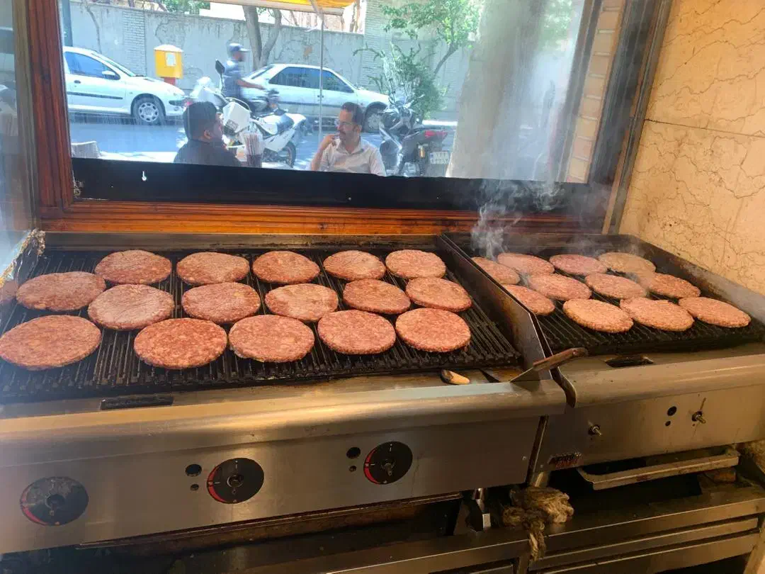 نیرو ساده|استخدام خدمات فروشگاه و رستوران|تهران, بهار|دیوار