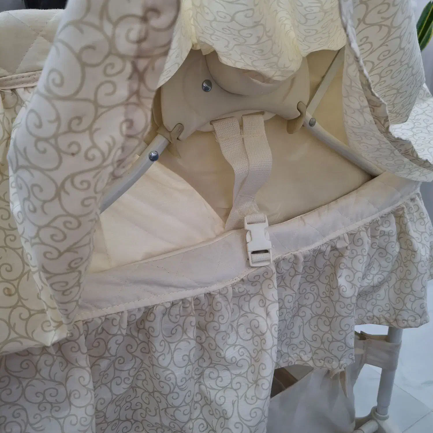 لوازم نوزاد|تخت و سرویس خواب|رشت, دخانیات|دیوار