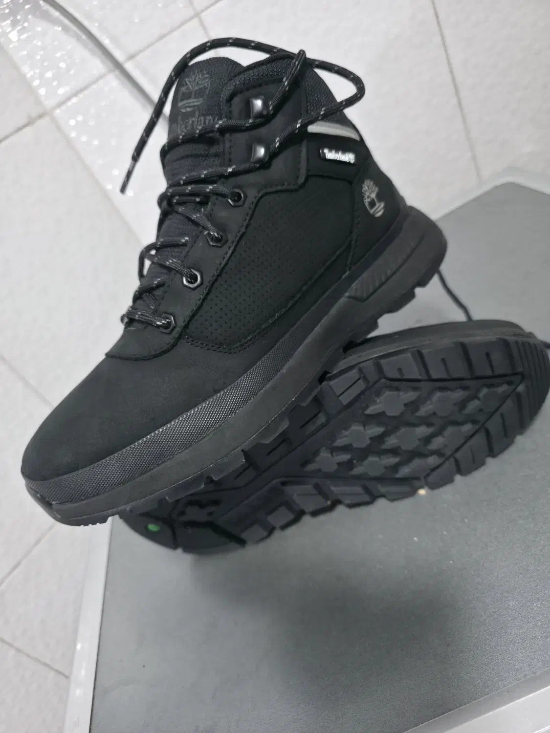 کفش کوهنوردی استوک اورجینال مارک تیمبرلند آمریکا|کیف، کفش، کمربند|شیراز, علوم پزشکی|دیوار