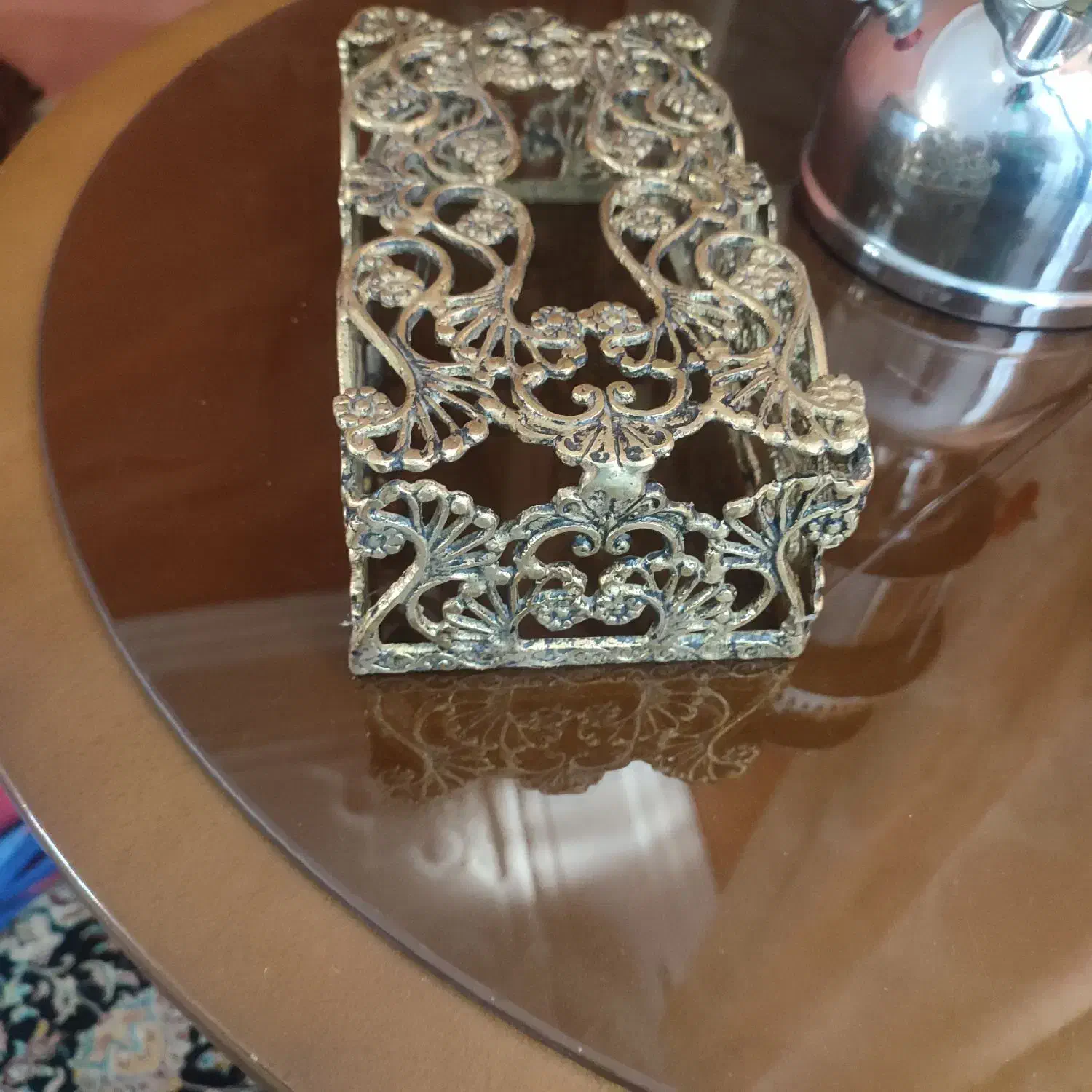 جا دستمال کاغذی برنز قدیمی واصل|صنایع دستی و سایر لوازم تزئینی|همدان, |دیوار