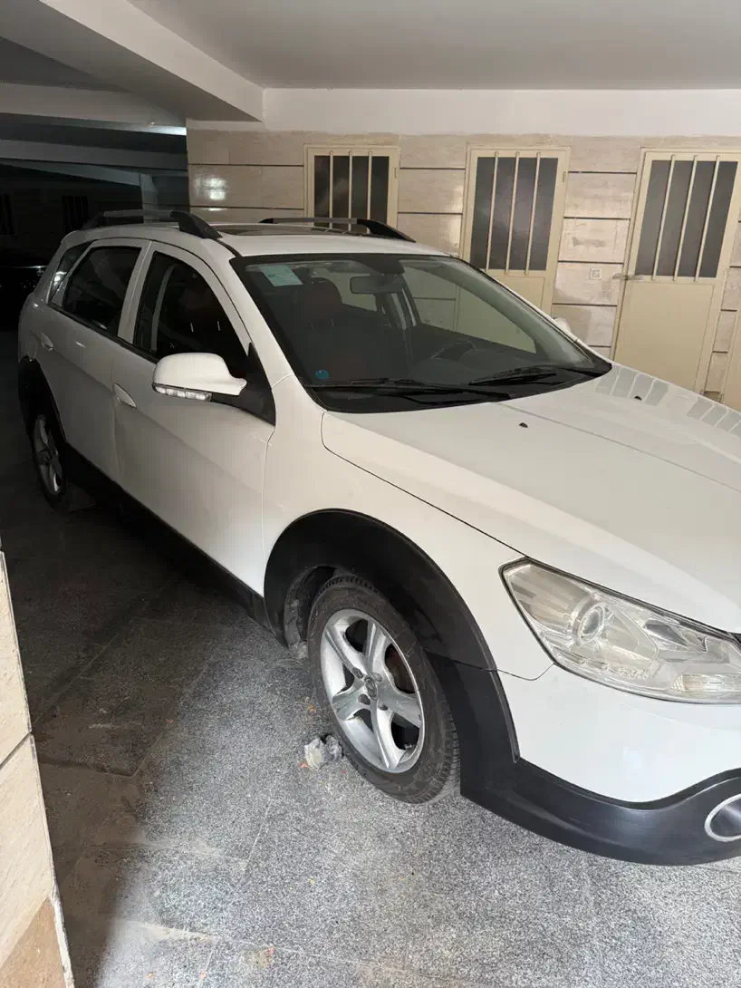 H30 Crros اچ سی کراس مدل ۱۳۹۵|خودرو سواری و وانت|تهران, شهرک دریا|دیوار