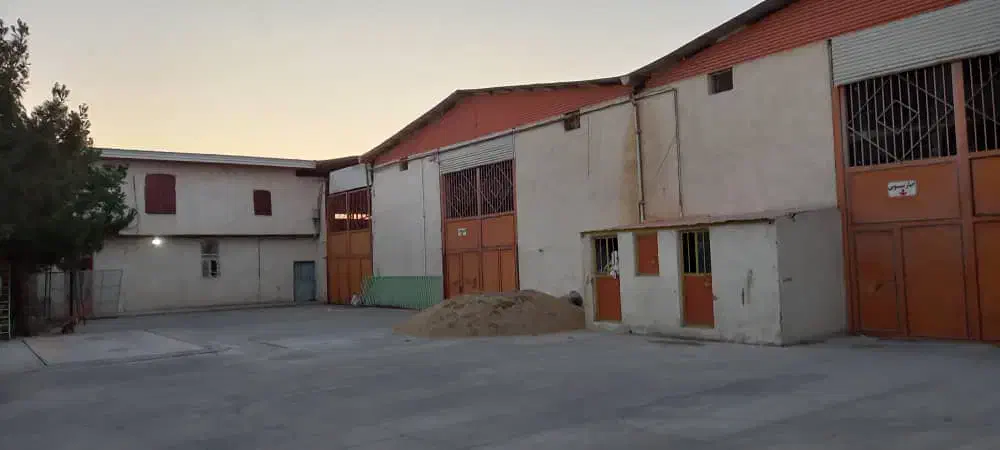 فروش ویژه کارخانه خوراک دام|فروش دفتر صنعتی، کشاورزی، تجاری|ساوه, |دیوار