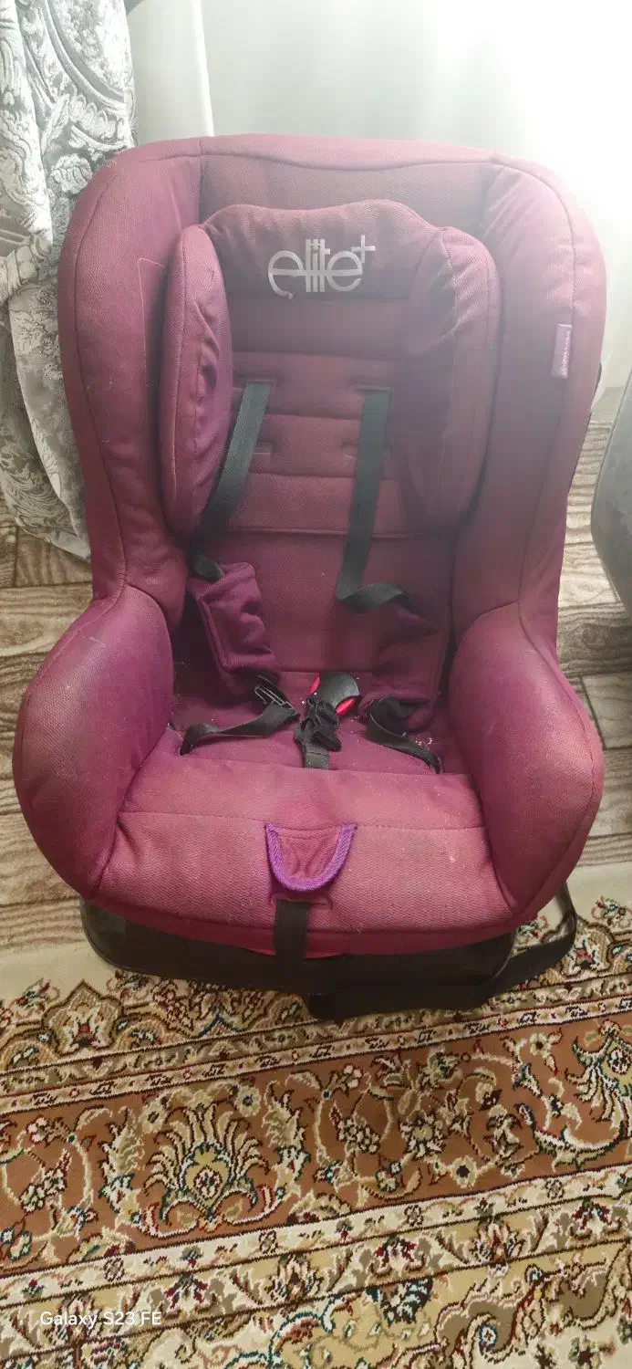 صندلی کودک|تخت و صندلی بچه|ارومیه, |دیوار