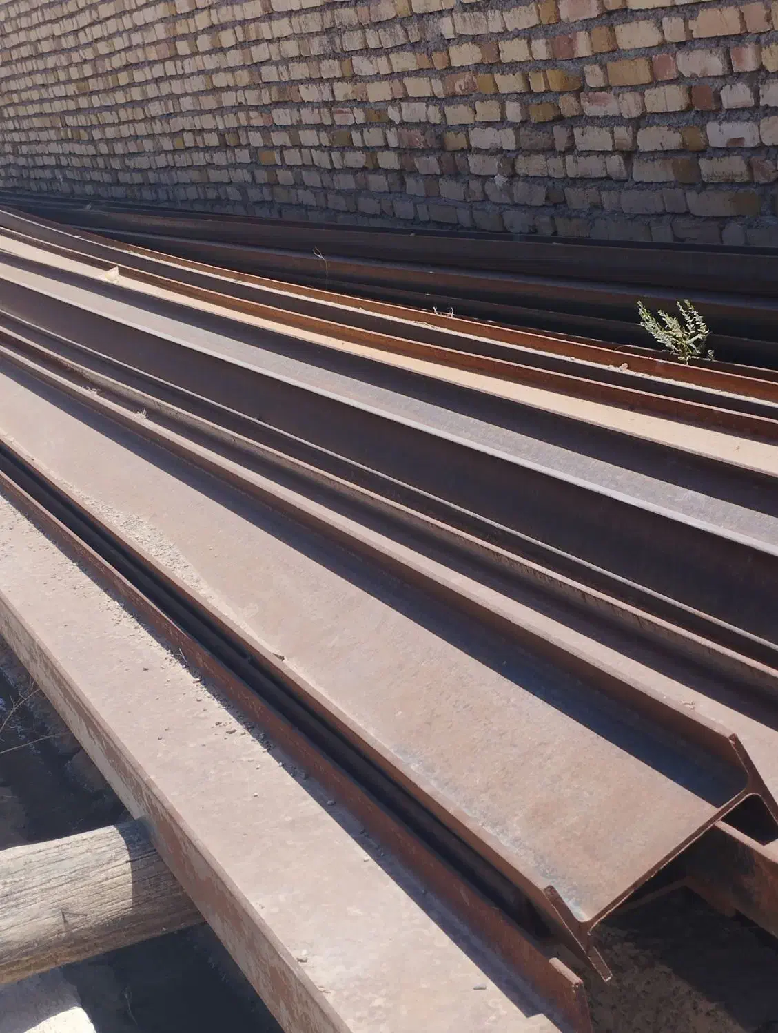 تیراهن|مصالح و تجهیزات ساختمان|قیدار, |دیوار