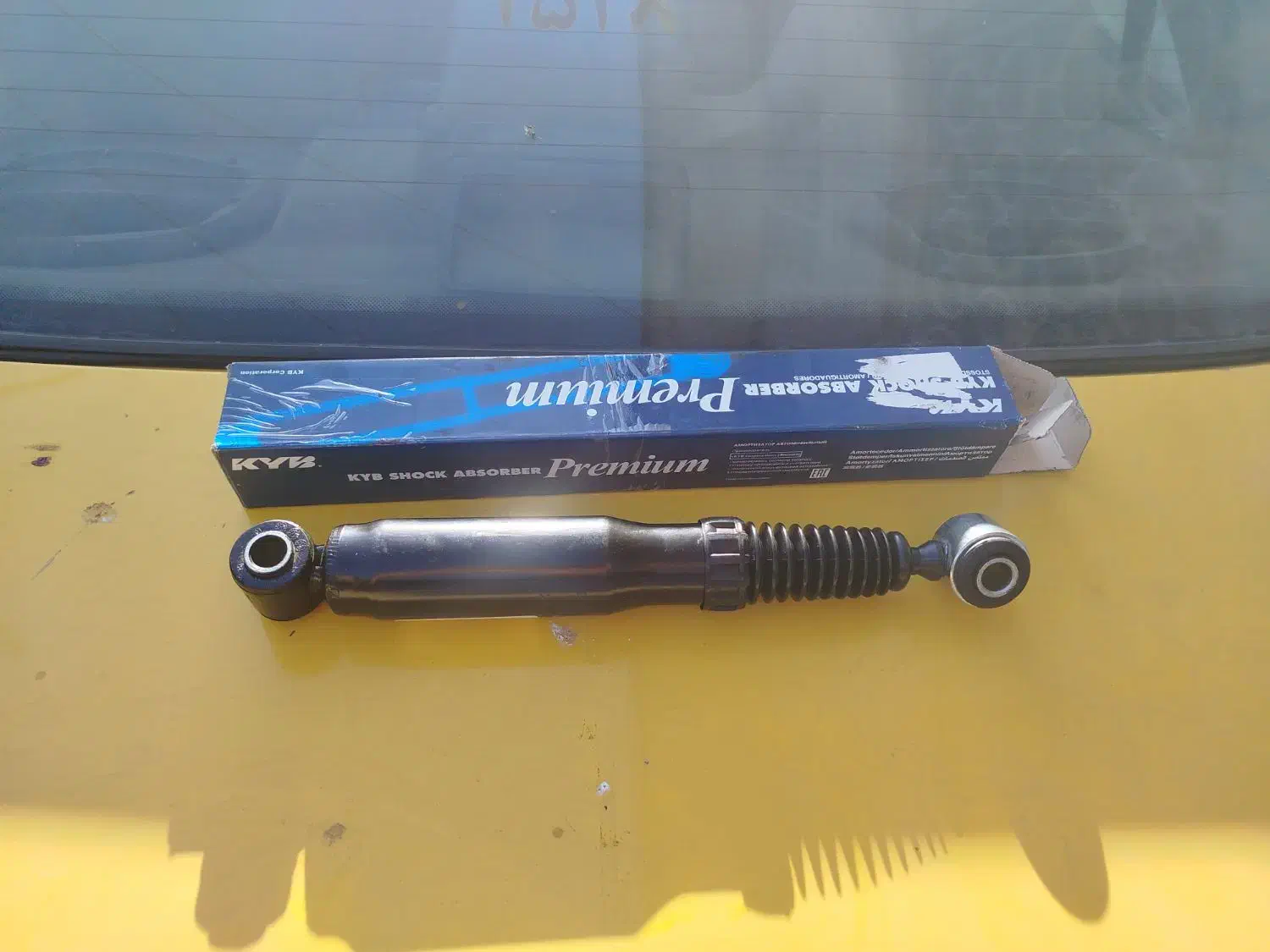 کمک عقب پژو ۴۰۵|قطعات یدکی و لوازم جانبی|زند, |دیوار