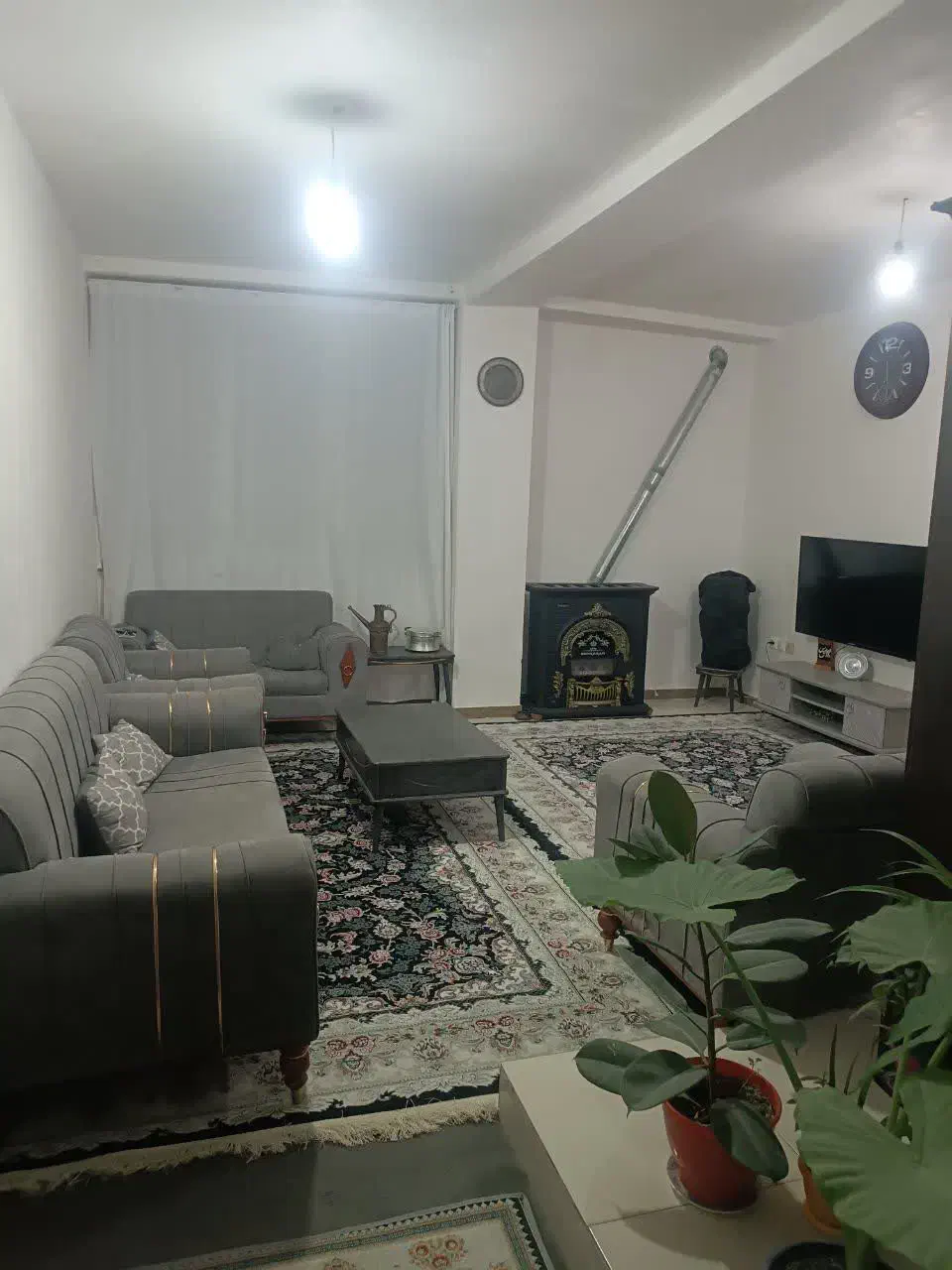 ۷۵متری خوش نقشه با ویو ابدی|اجارهٔ آپارتمان|فیروزکوه, |دیوار