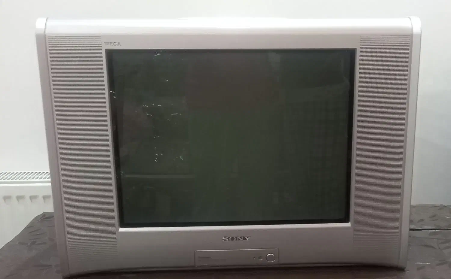 تلویزیون قدیمی|تلویزیون و پروژکتور|تبریز, |دیوار