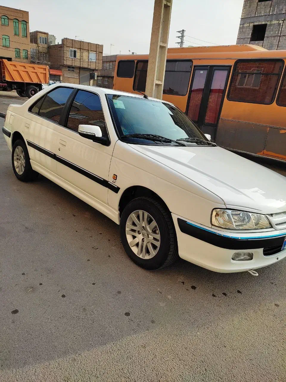 tu5 1400|خودرو سواری و وانت|قم, باغ شریفی|دیوار