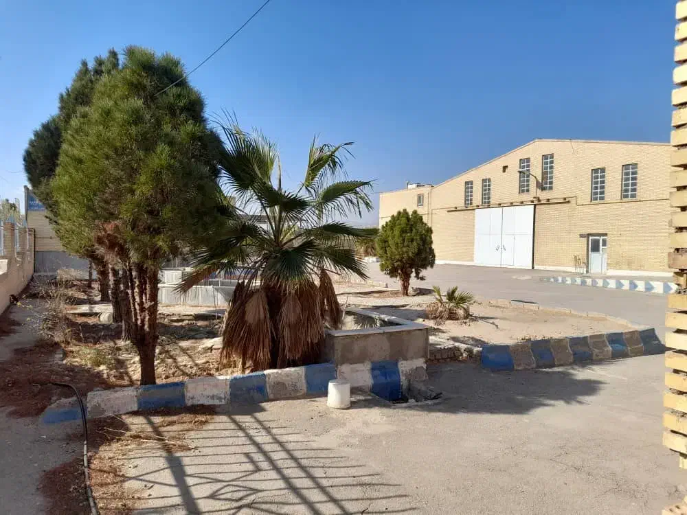 فروش کارخانه با مواد اولیه|فروش دفتر صنعتی، کشاورزی، تجاری|یزد, |دیوار