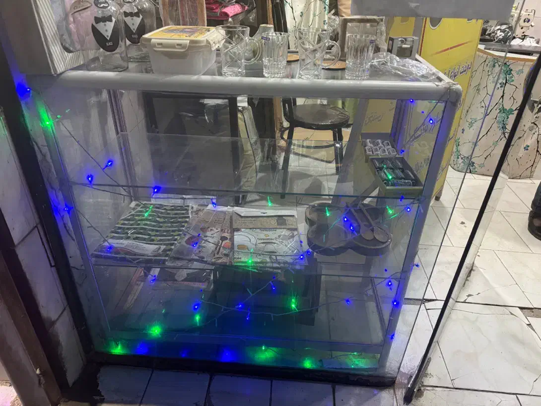 ویترین مغازه|فروشگاه و مغازه|کرمانشاه, |دیوار