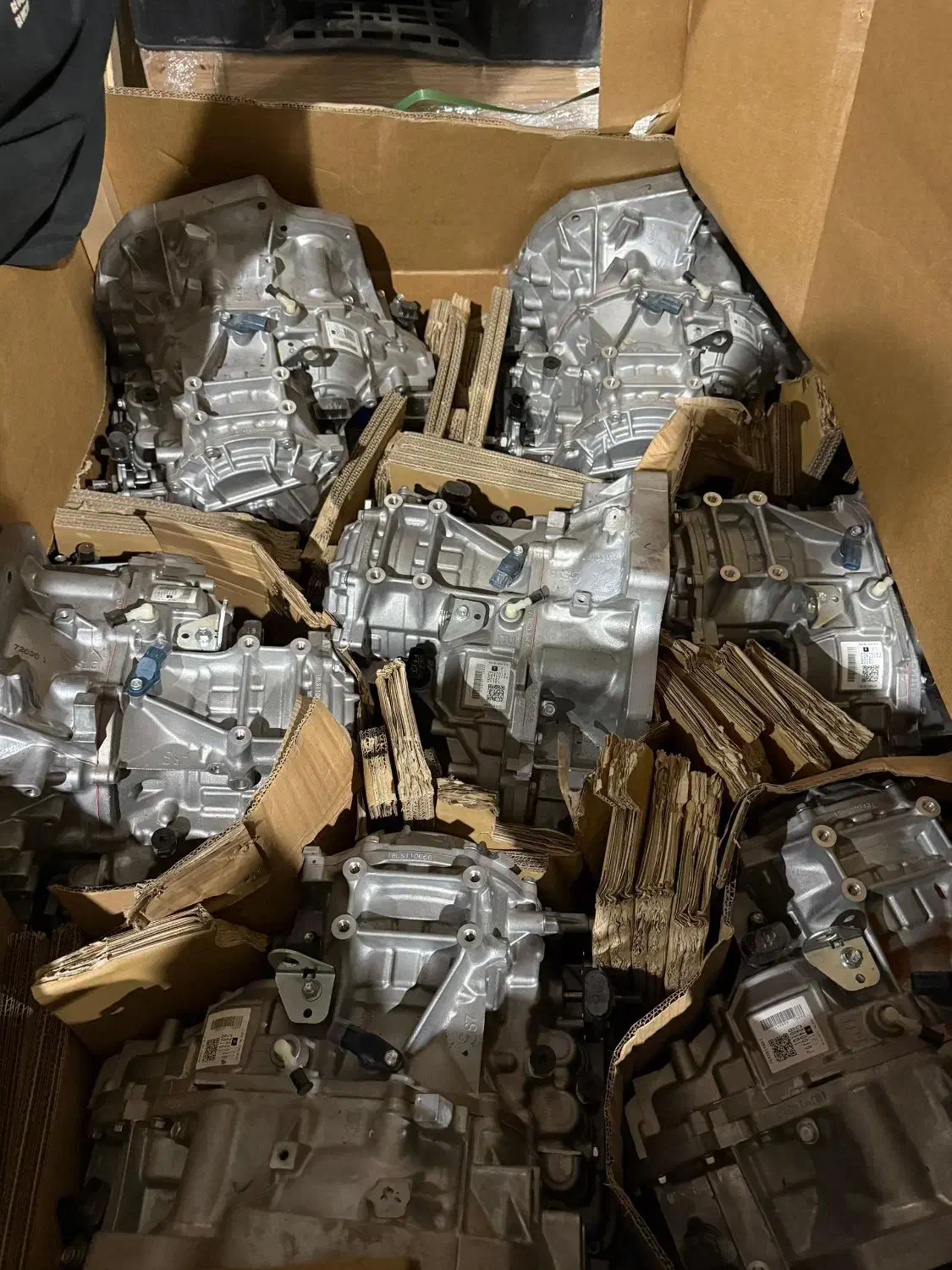 فروش و تعمیر انواع گیربکس های اتوماتیک با ضمانت|خدمات موتور و ماشین|تهران, دارآباد|دیوار