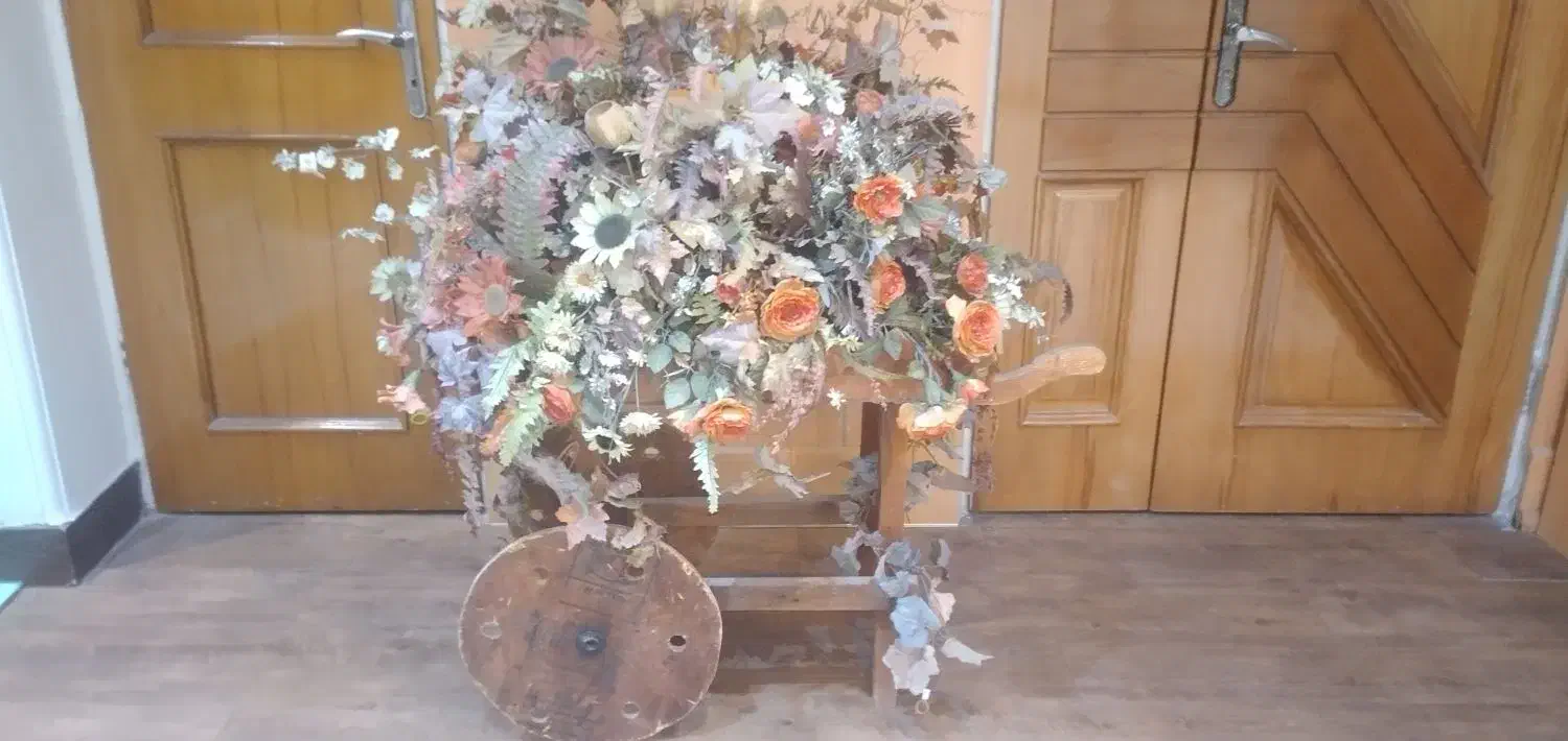 گل مصنویی|گل مصنوعی|اصفهان, خانه اصفهان|دیوار