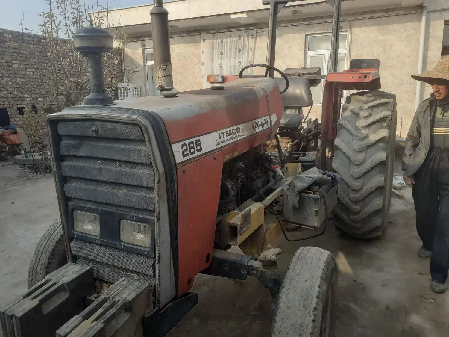 تراکتور۲۸۵|خودرو سنگین|خوی, |دیوار