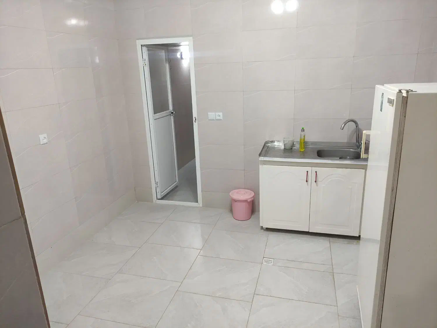 سوئیت اجاره ای|اجارهٔ کوتاهمدت آپارتمان و سوئیت|طبس, |دیوار