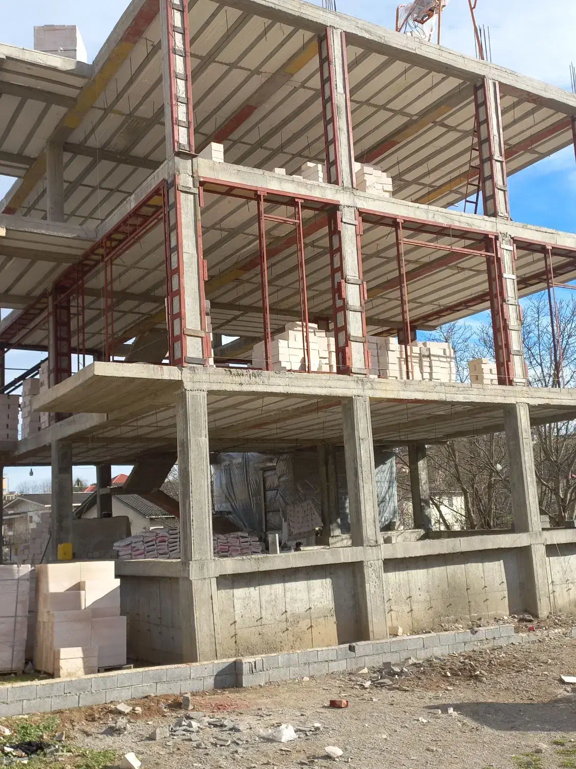 به چند جوشگار برای خرپا سازی نیازمندیم در رامسر|استخدام صنعتی، فنی، مهندسی|میاندوآب, |دیوار