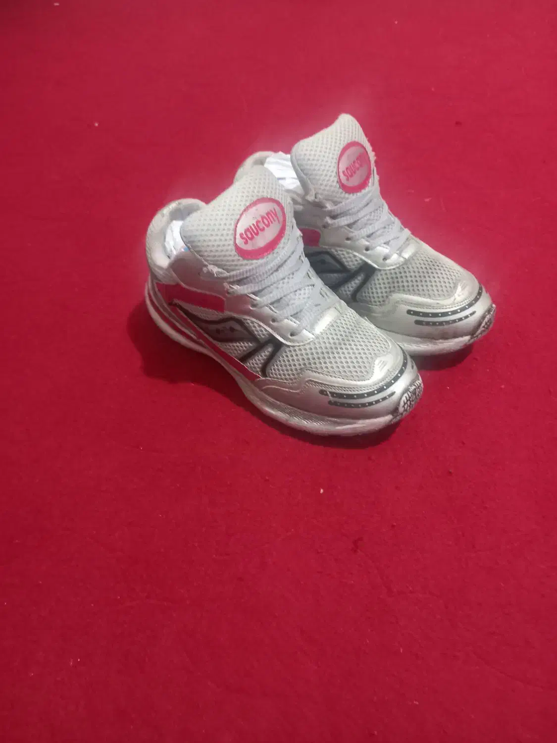 کتونی ساکونی اورجینال|کیف، کفش، کمربند|صفادشت, |دیوار