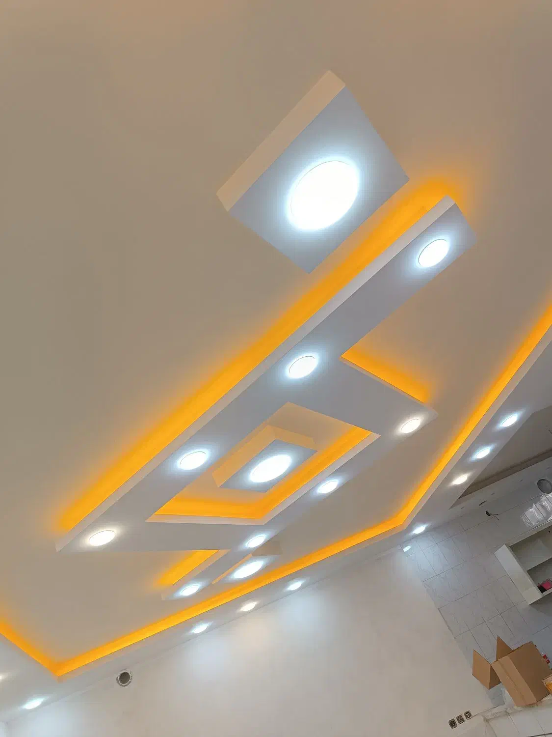 نیرو کناف|استخدام معماری، عمران و ساختمانی|نجف‌آباد, صالح آباد|دیوار