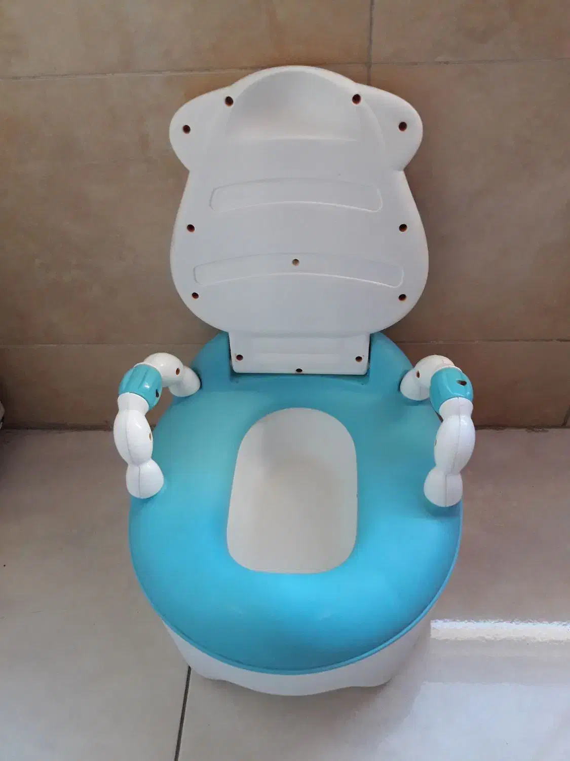 صندلی توالت کودک|اسباب و اثاث بچه|بروجرد, |دیوار