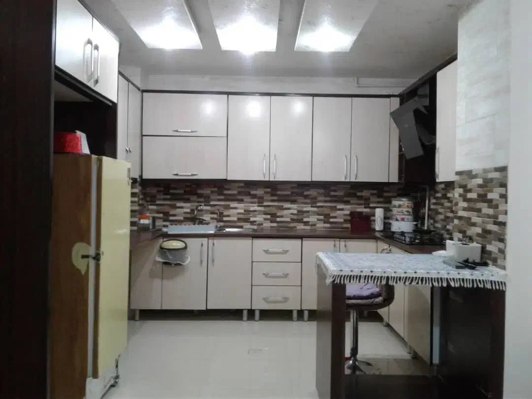 رهن ۱۰۰ متری واحد جلو خیابان شهریور|اجارهٔ آپارتمان|اهواز, گلستان|دیوار